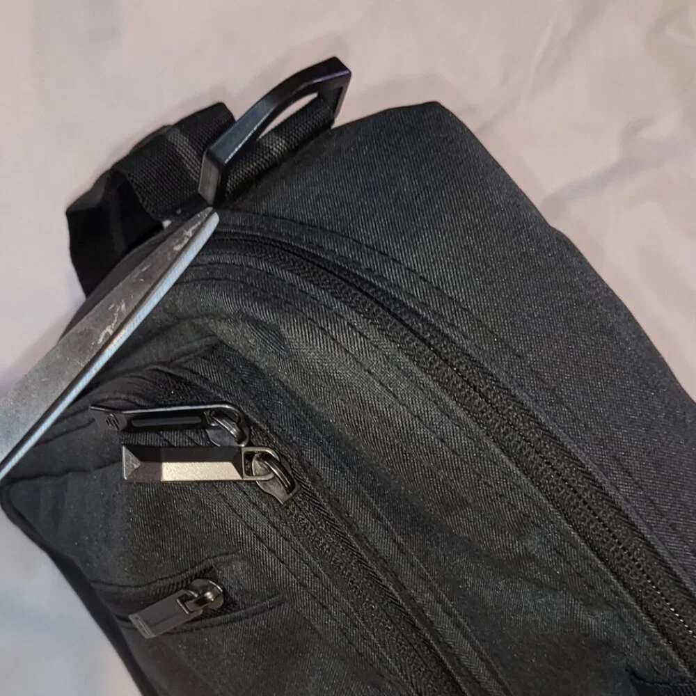 Soho New York Duane Hybrid Briefcase Backpack Travel Work  NO CROSSBODY STRAP
